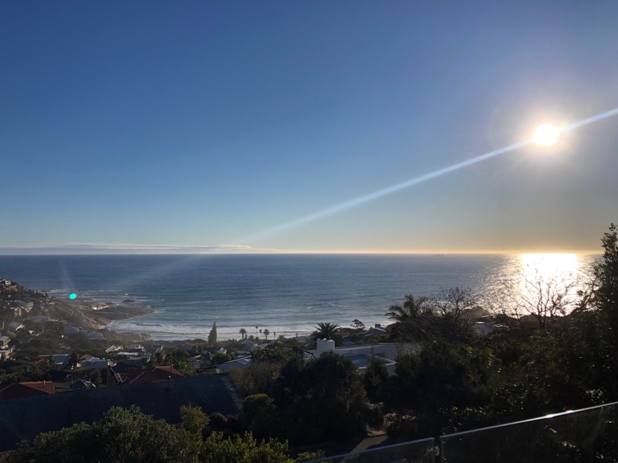 To Let 2 Bedroom Property for Rent in Llandudno Western Cape